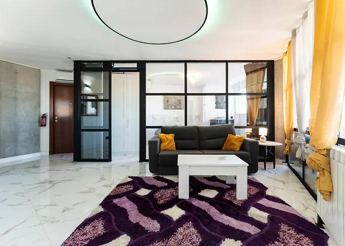 Apartamento Ct 352 - Faro's Towers 1 - Walking Distance To Everything Torremolinos