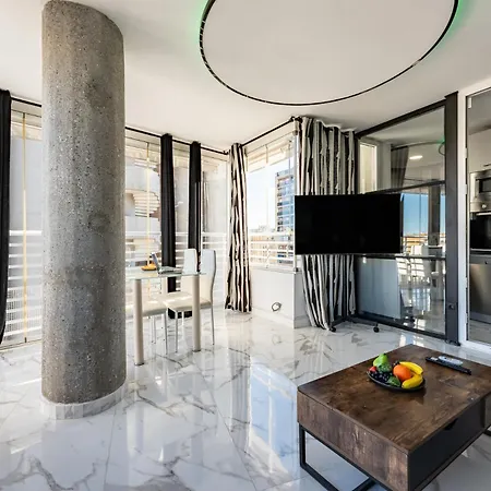 Ct 352 - Faro's Towers 1 - Walking Distance To Everything Appartement